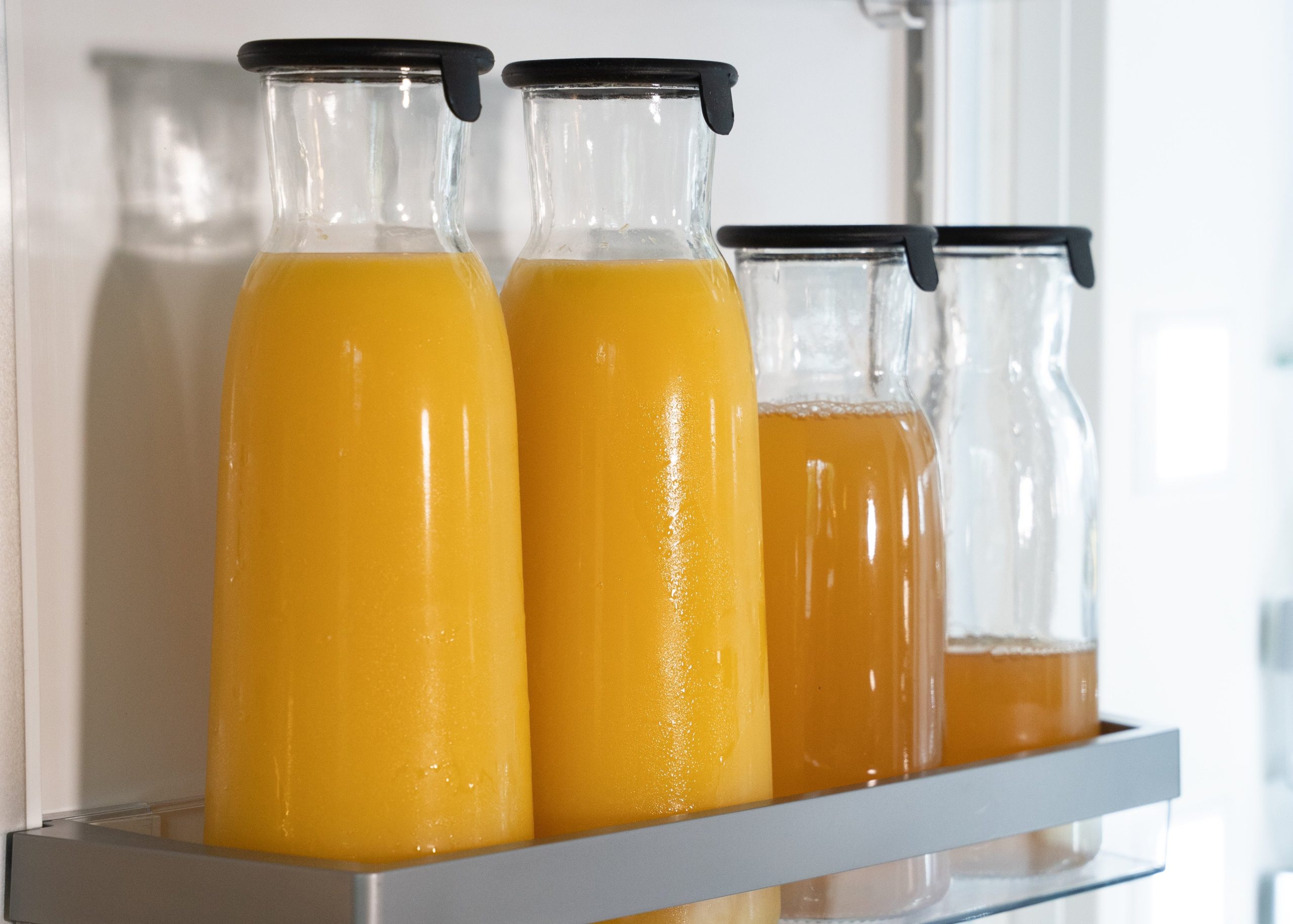 Glaskaraffe mit Silikondeckel - 1000ml