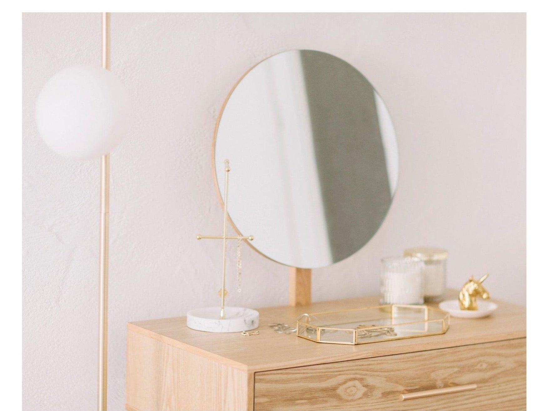 Luxury Jewelry Organizer Stand