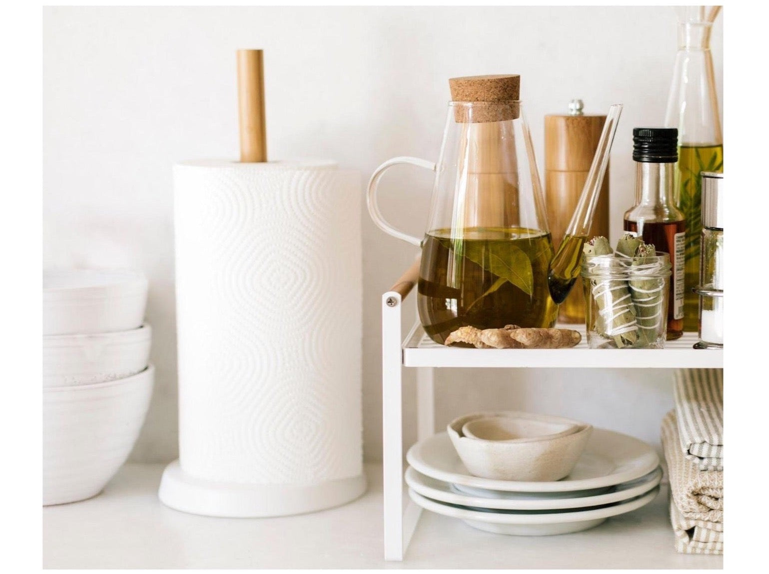 Modern Countertop Paper Towel Holder